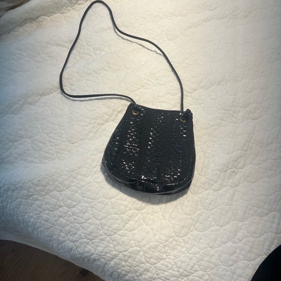 Sharif Elegant Black Sequin Crossbody Bucket Bag - Picture 7 of 12